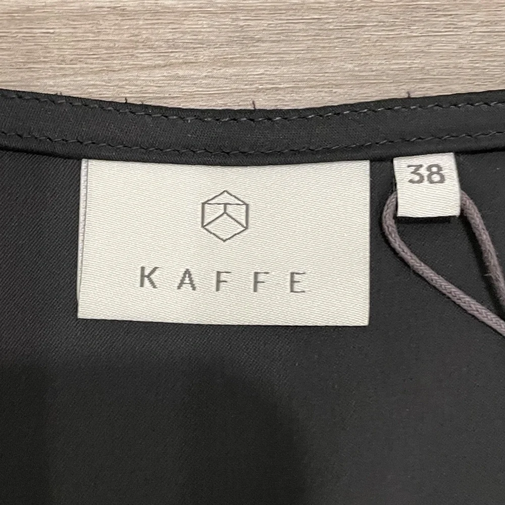 NWT KAFFE KAhilda Skirt Size Medium (Danish 38) Silky Black with Lace Trim - Picture 16 of 16